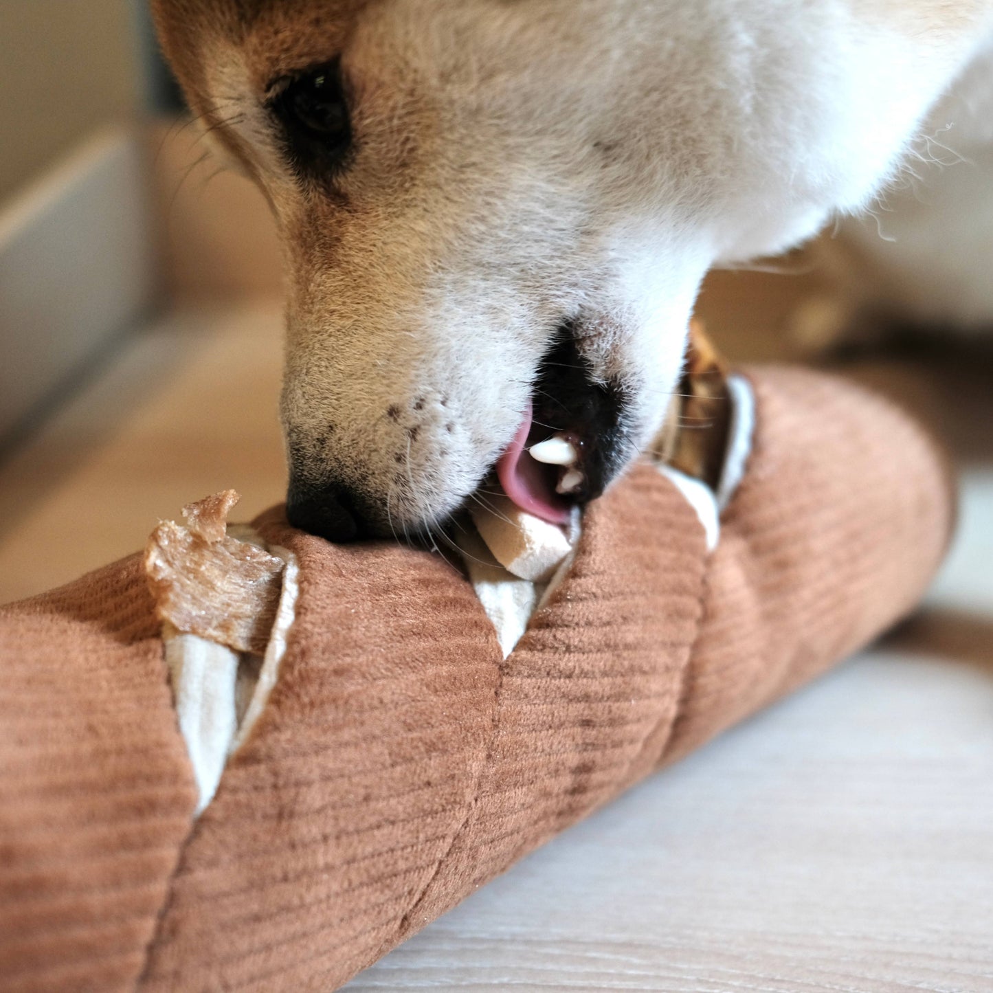 Lambwolf Snuffle Baguette